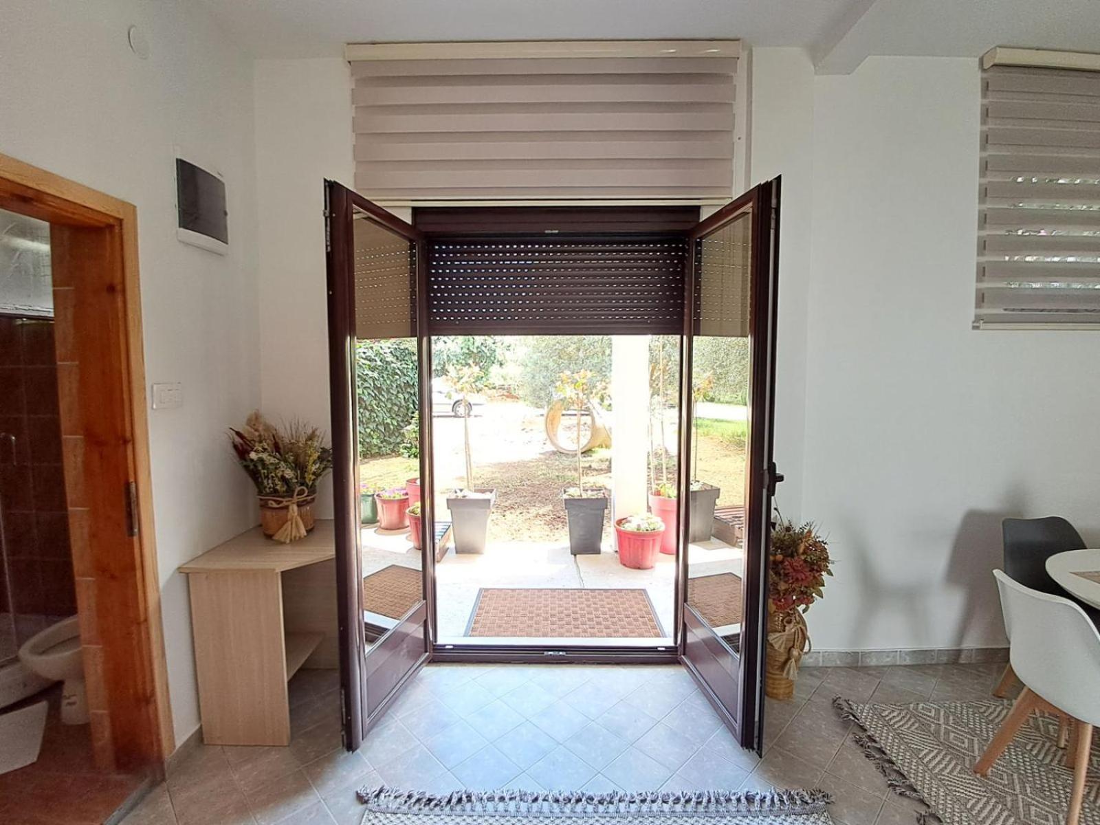 Olive Apartment Podgorica Bagian luar foto